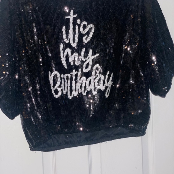 Trendy black and white sequins shirt - Picture 6 of 6